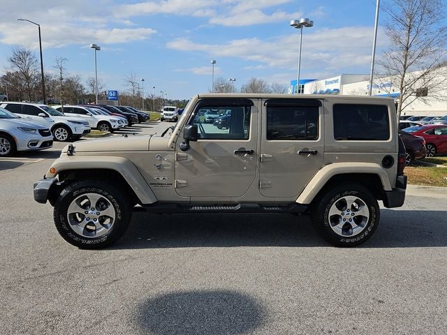 2016 Jeep Wrangler Unlimited Sahara