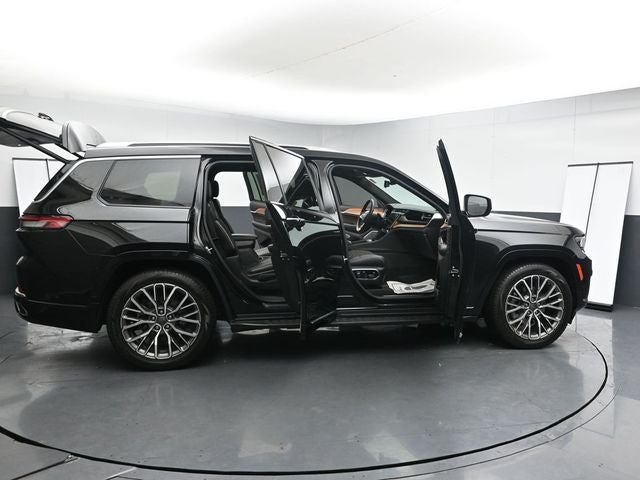 2023 Jeep Grand Cherokee L Summit