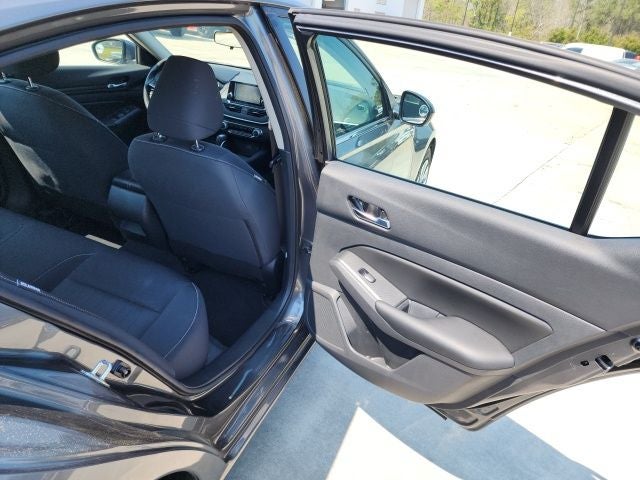 2022 Nissan Altima 2.5 S