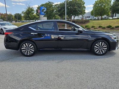 2025 Nissan Altima 2.5 SV