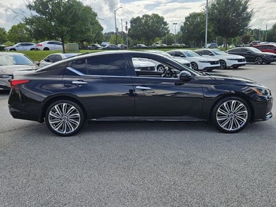 2023 Nissan Altima 2.5 SL