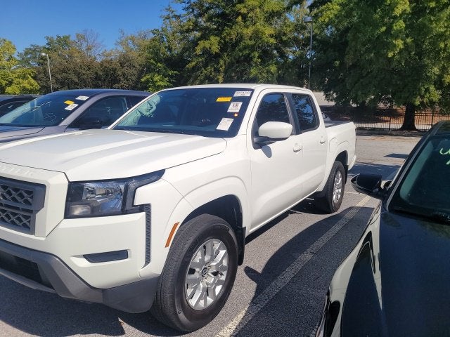 2023 Nissan Frontier SV