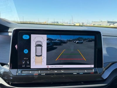 2025 Volkswagen Atlas Cross Sport 2.0T SE w/Technology