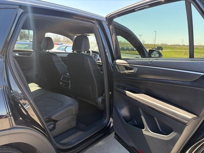 2025 Volkswagen Atlas Cross Sport 2.0T SE w/Technology