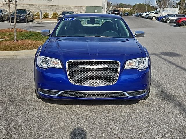 2019 Chrysler 300 Touring