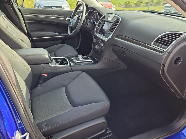 2019 Chrysler 300 Touring