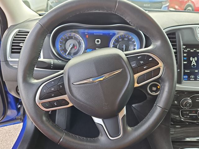 2019 Chrysler 300 Touring