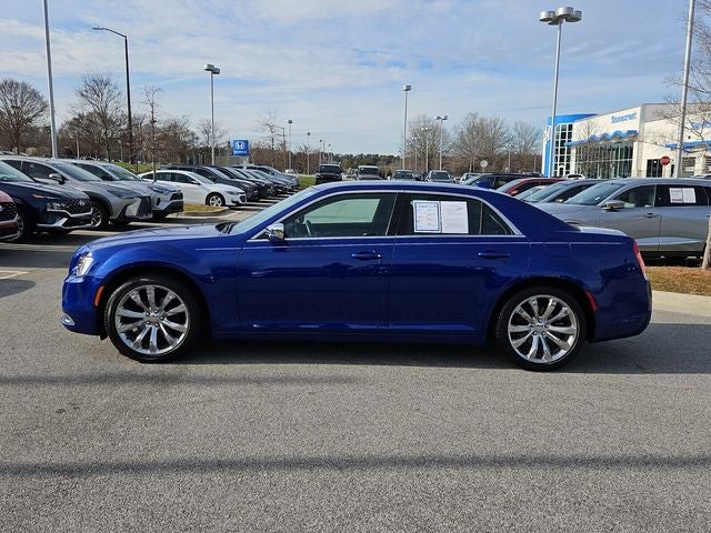 2019 Chrysler 300 Touring
