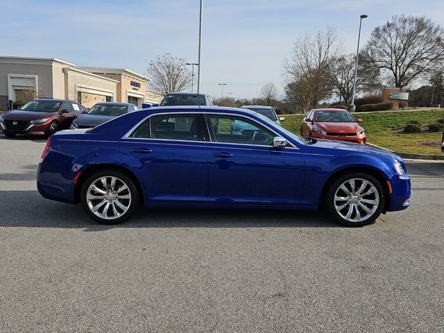 2019 Chrysler 300 Touring