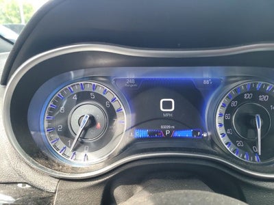 2022 Chrysler 300 S
