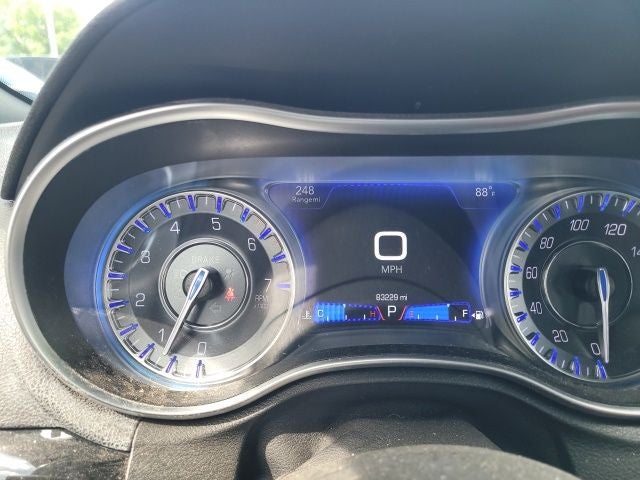 2022 Chrysler 300 S