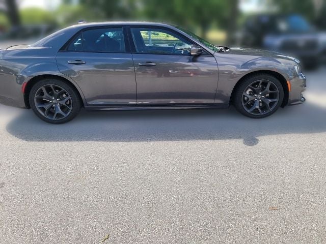 2022 Chrysler 300 S