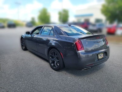 2022 Chrysler 300 S