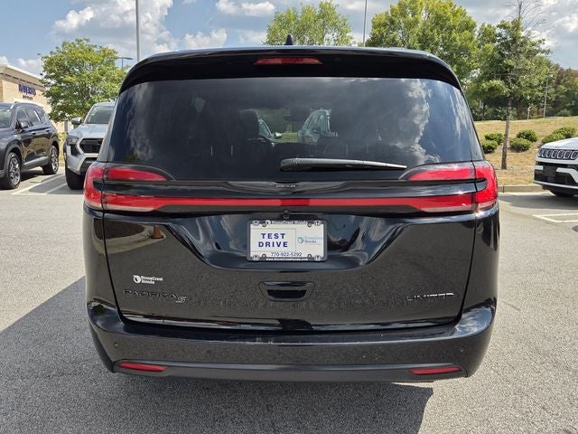 2026 Chrysler Pacifica Limited