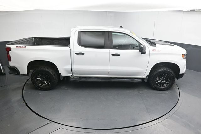 2024 Chevrolet Silverado 1500 LT Trail Boss Convenience Package