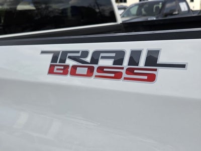 2024 Chevrolet Silverado 1500 LT Trail Boss Convenience Package
