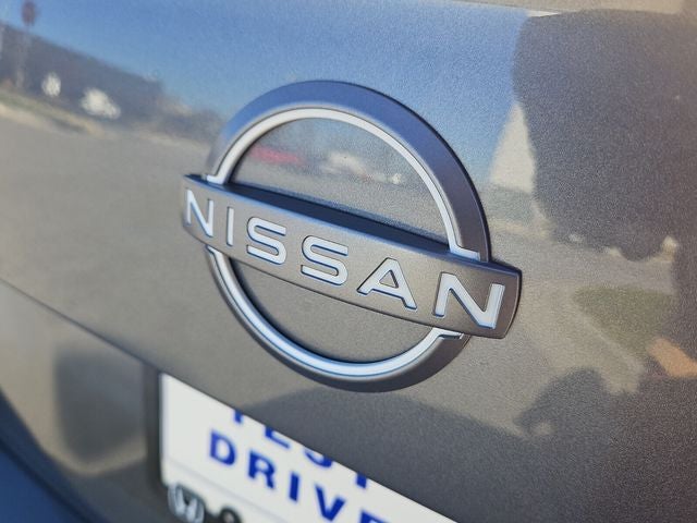 2023 Nissan Versa 1.6 SV
