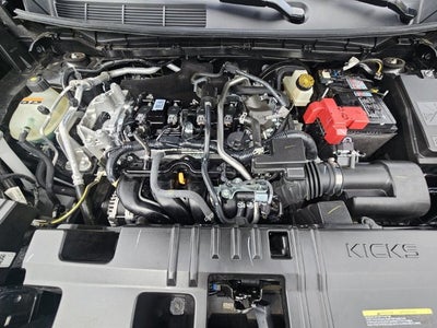 2025 Nissan Kicks SR