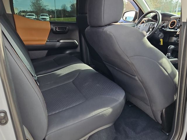 2020 Toyota Tacoma SR5 V6