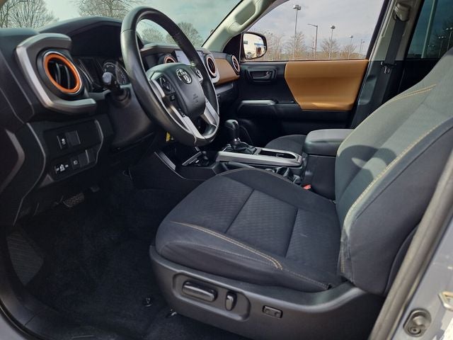 2020 Toyota Tacoma SR5 V6