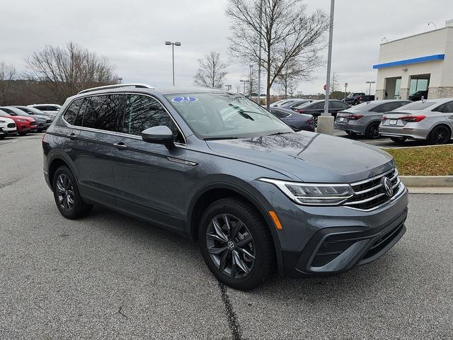 2023 Volkswagen Tiguan 2.0T SE