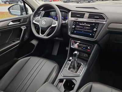 2023 Volkswagen Tiguan 2.0T SE
