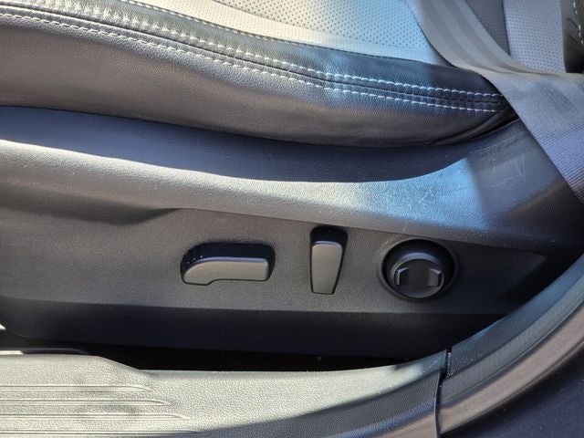 2020 Subaru Outback Limited - Photo 16