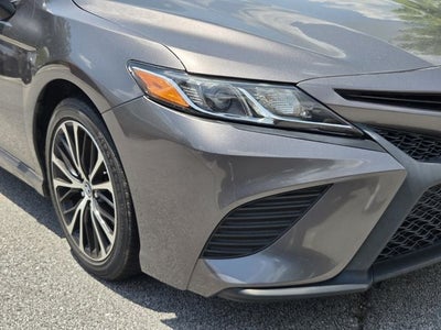 2018 Toyota Camry SE