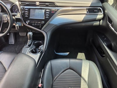 2018 Toyota Camry SE