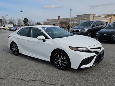 2024 Toyota Camry SE