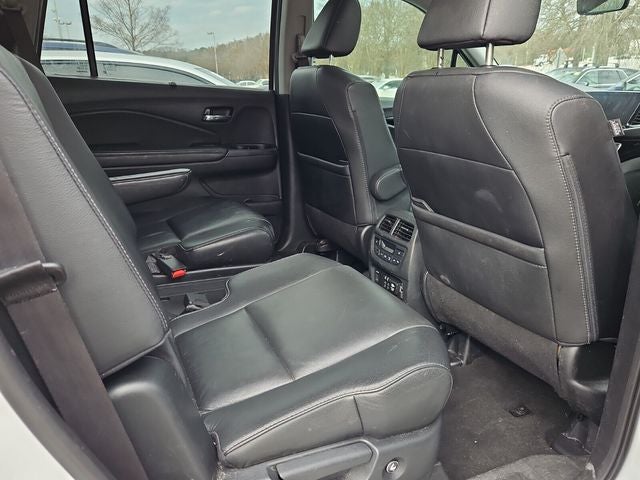 2022 Honda Pilot Touring 7 Passenger