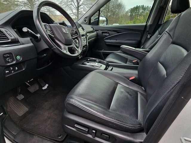 2022 Honda Pilot Touring 7 Passenger