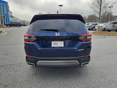 2025 Honda Pilot Touring