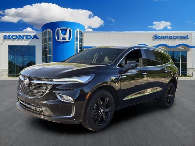 2024 Buick Enclave Essence's photo