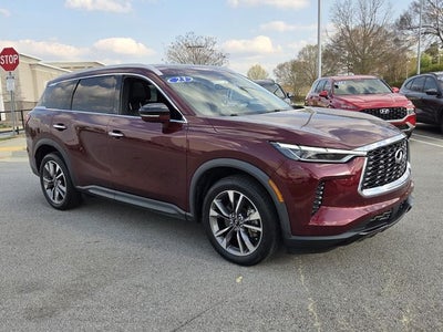 2023 INFINITI QX60 LUXE