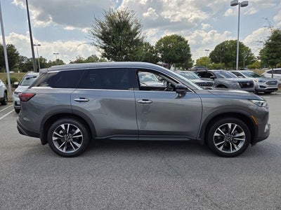 2023 INFINITI QX60 LUXE