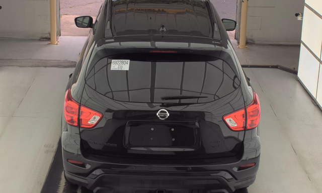 2020 Nissan Pathfinder SV