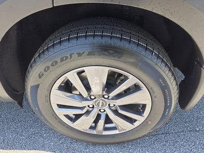 2024 Nissan Pathfinder SV