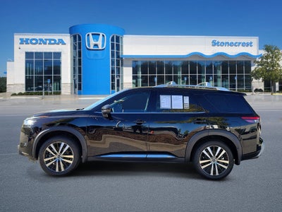 2024 Nissan Pathfinder Platinum