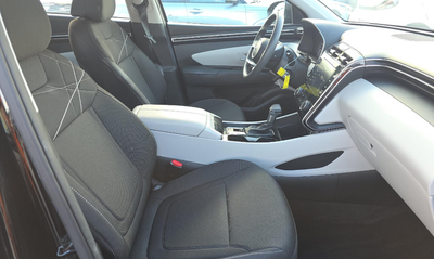 2023 Hyundai Tucson SE