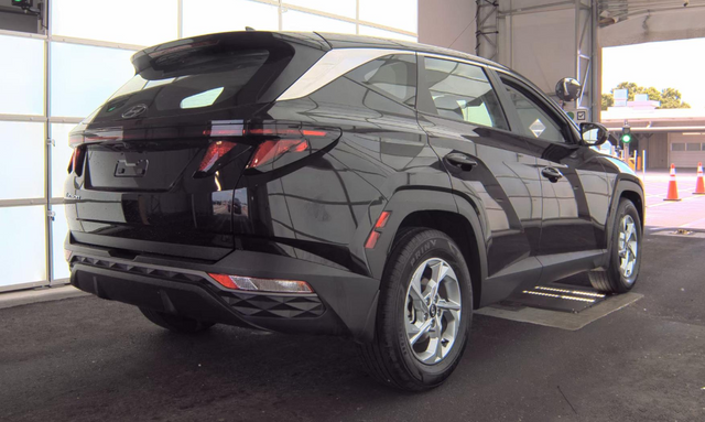 2023 Hyundai Tucson SE