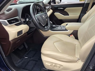 2021 Toyota Highlander XLE
