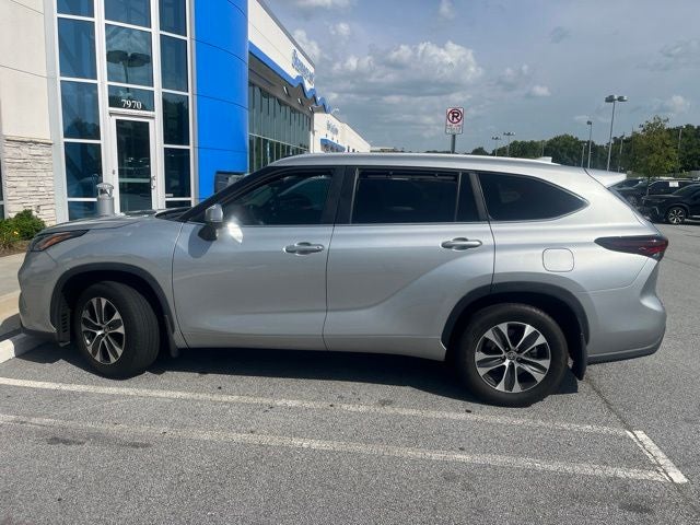2024 Toyota Highlander XLE