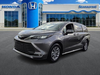 2024 Toyota Sienna XLE