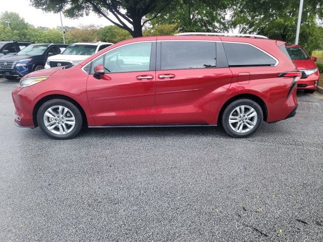 2023 Toyota Sienna Limited 7 Passenger
