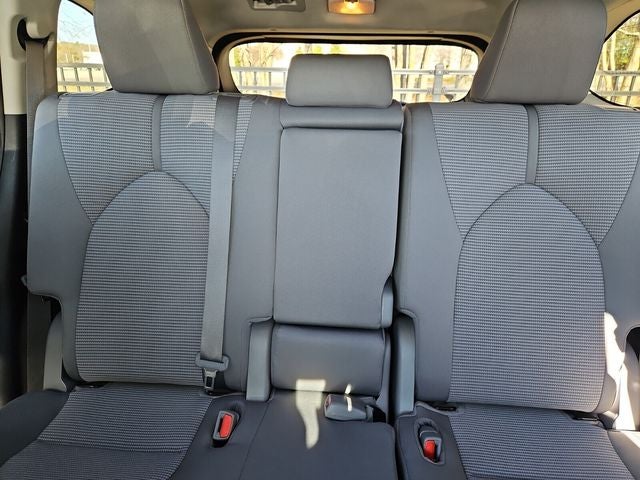 2020 Toyota Highlander L