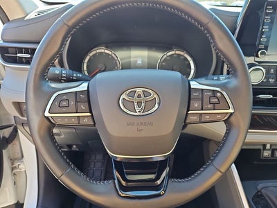 2020 Toyota Highlander L