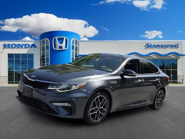 2020 Kia Optima SE's photo