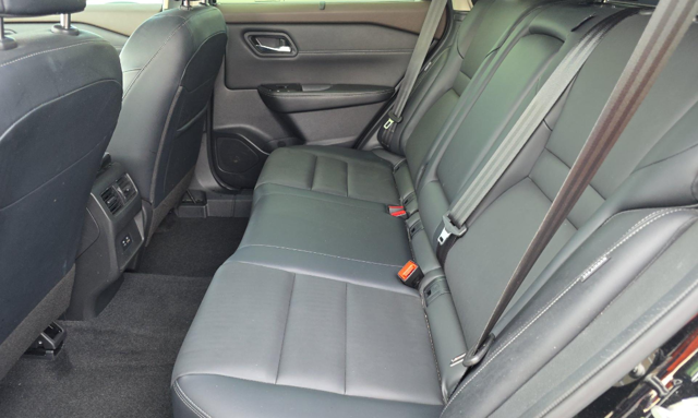 2023 Nissan Rogue SV Midnight Edition
