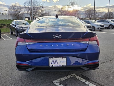 2023 Hyundai Elantra SEL